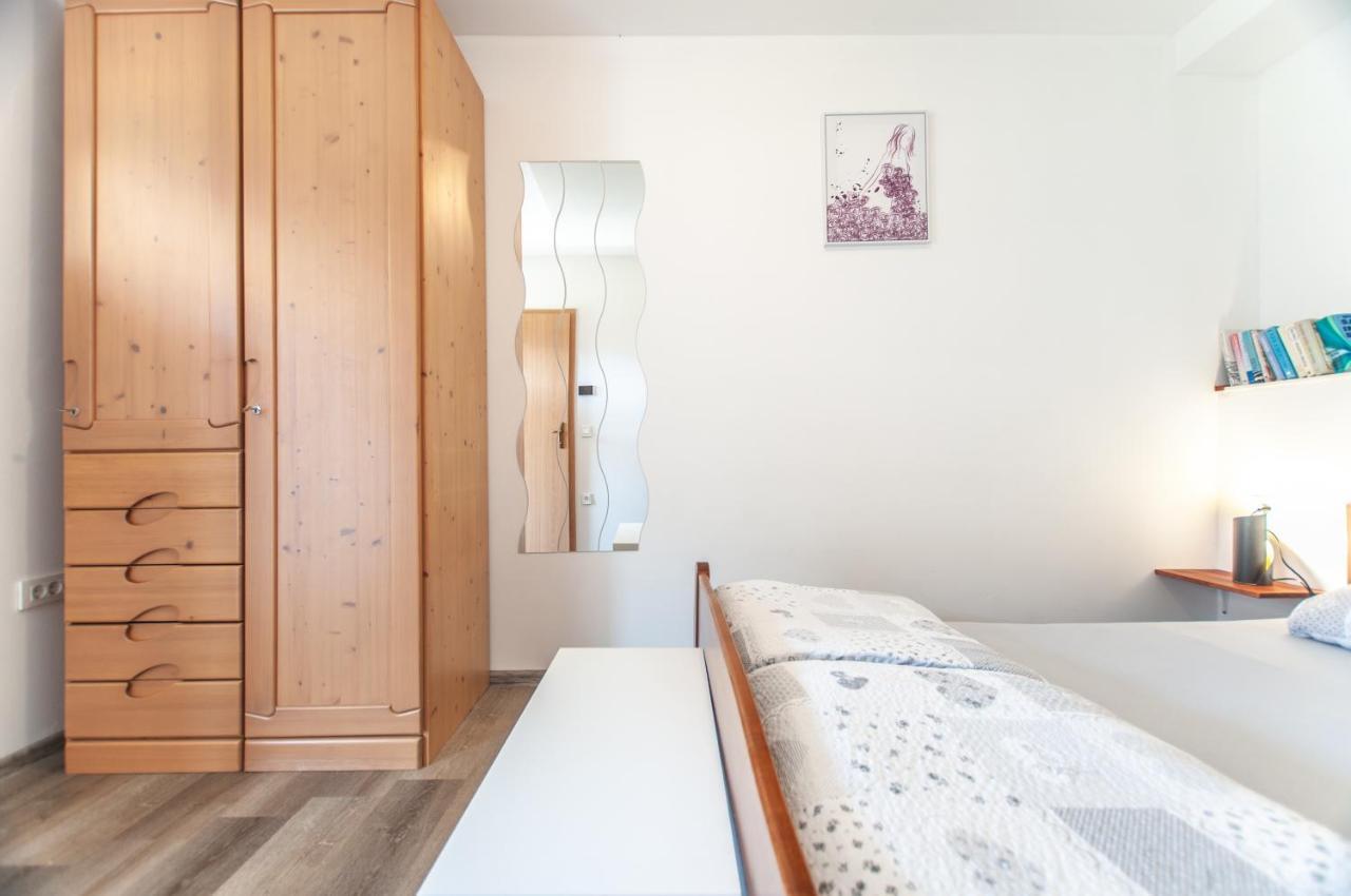 Apartments Julia Бохин Екстериор снимка